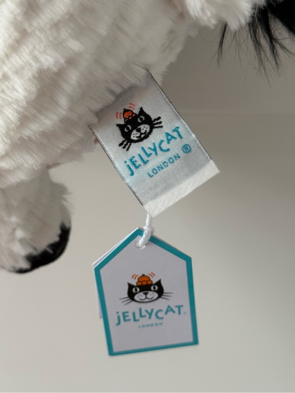 Jellycat Mooliet Cow BNWT - Picture 2 of 4